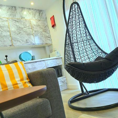 Great Studio Apartments - Netflix, Wifi, Digital Tv シェフィールド エクステリア 写真