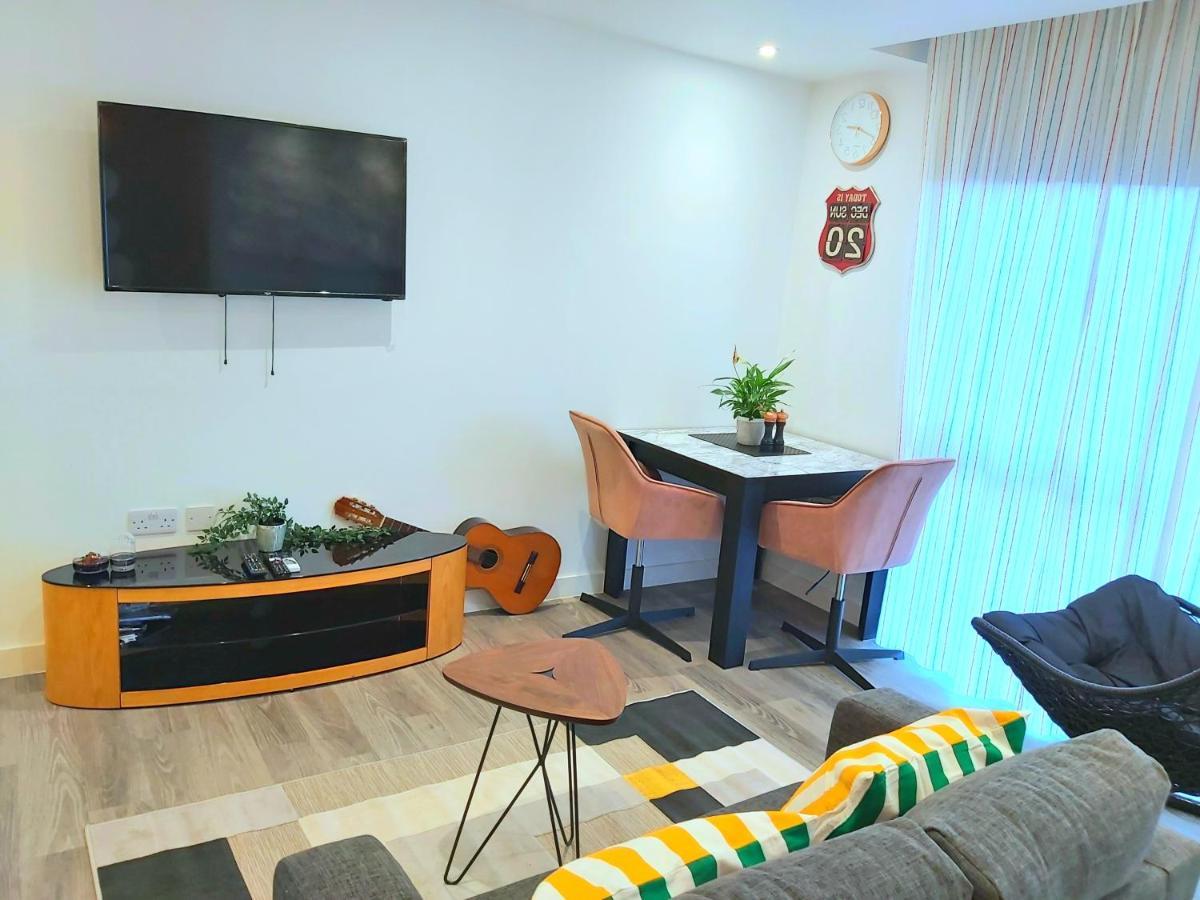 Great Studio Apartments - Netflix, Wifi, Digital Tv シェフィールド エクステリア 写真