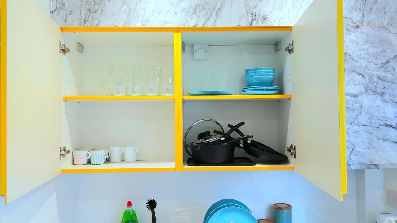 Great Studio Apartments - Netflix, Wifi, Digital Tv シェフィールド エクステリア 写真