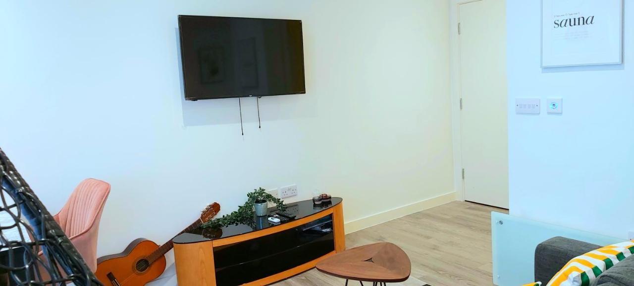 Great Studio Apartments - Netflix, Wifi, Digital Tv シェフィールド エクステリア 写真