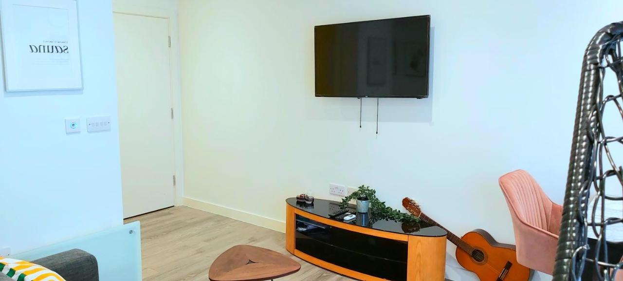 Great Studio Apartments - Netflix, Wifi, Digital Tv シェフィールド エクステリア 写真